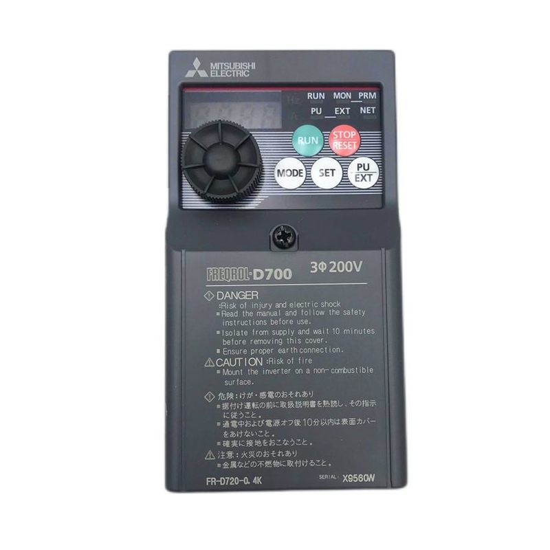 Βιομηχανική μηχανή αναστροφέων FREQROL D700 FR-d720-0.4K A.c της Mitsubishi Electric